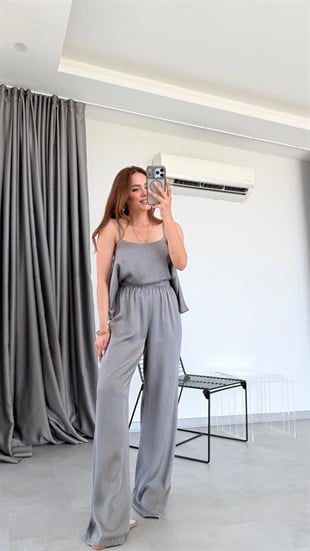 Gri Evelis Askılı Bluz Pantolon Takım