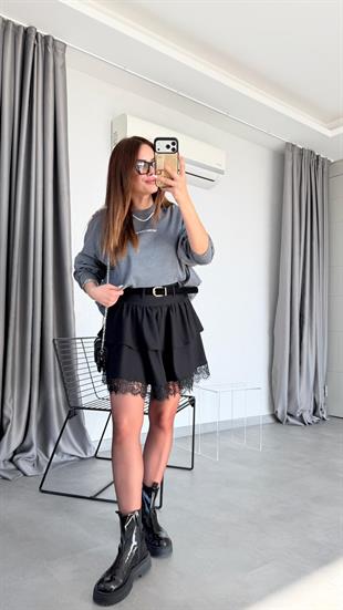 Carolina Baskı Detaylı Sweatshirt