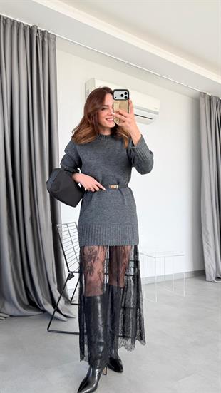 Etek Ucu Tül Detaylı Triko Elbise