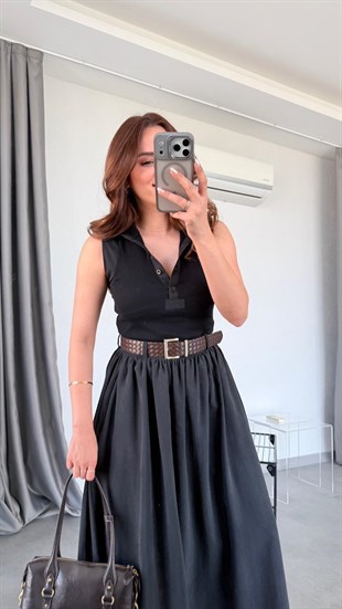 Siyah Bloom Boğazlı Kolsuz Triko Üst