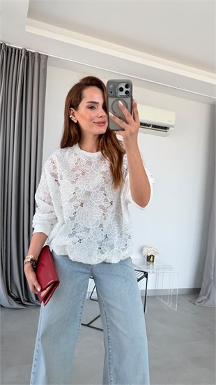 Beyaz Havana Dantel Detaylı Sweat