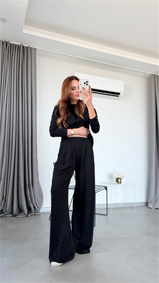 Siyah Sanca Arka Beli Lastikli Geniş Paça Pantolon