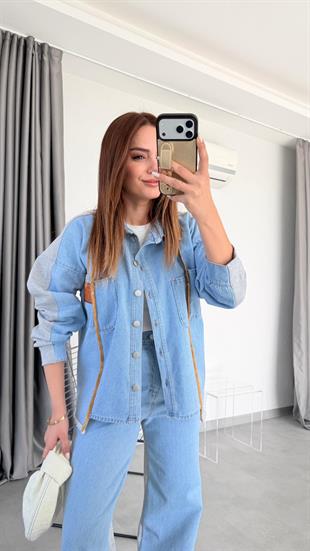 Önü Denim Detaylı Takım