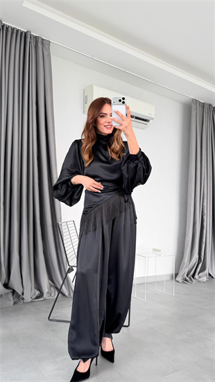 Camenta Balon Kol Boyundan Bağlamalı Saten Bluz Pantolon Takım