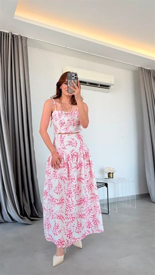 Pembe Çiçek Desenli Regina İp Askılı Crop Etek Takım