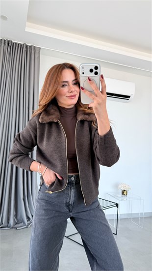 Kahve Peluş Yaka Triko Hırka