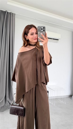 Koyu Kahve Rebeca Şal Yaka Takım