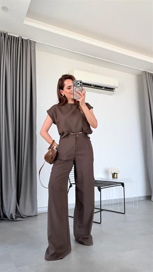 Kahve Hila Bağlama Detaylı Keten Takım