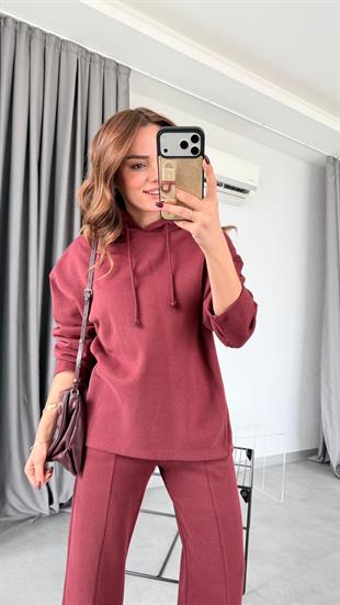 Diana Kapşonlu Triko Takım