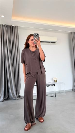 Kahve Aura Asimetrik Kesim Bluz Pantolon Takım