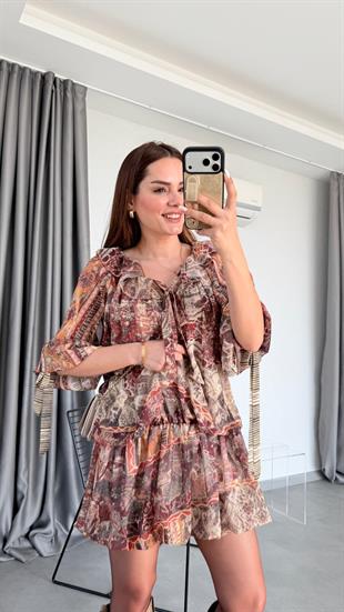 Yakası Bağlamalı Mini Elbise