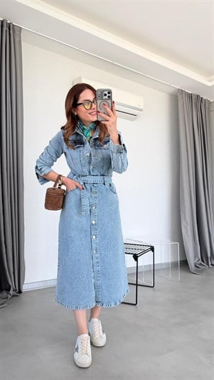 Gloria Boydan Düğmeli Cepli Kuşaklı Denim Elbise