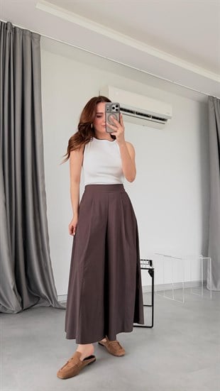 Janna Pile Detaylı Geniş Paça Pantolon