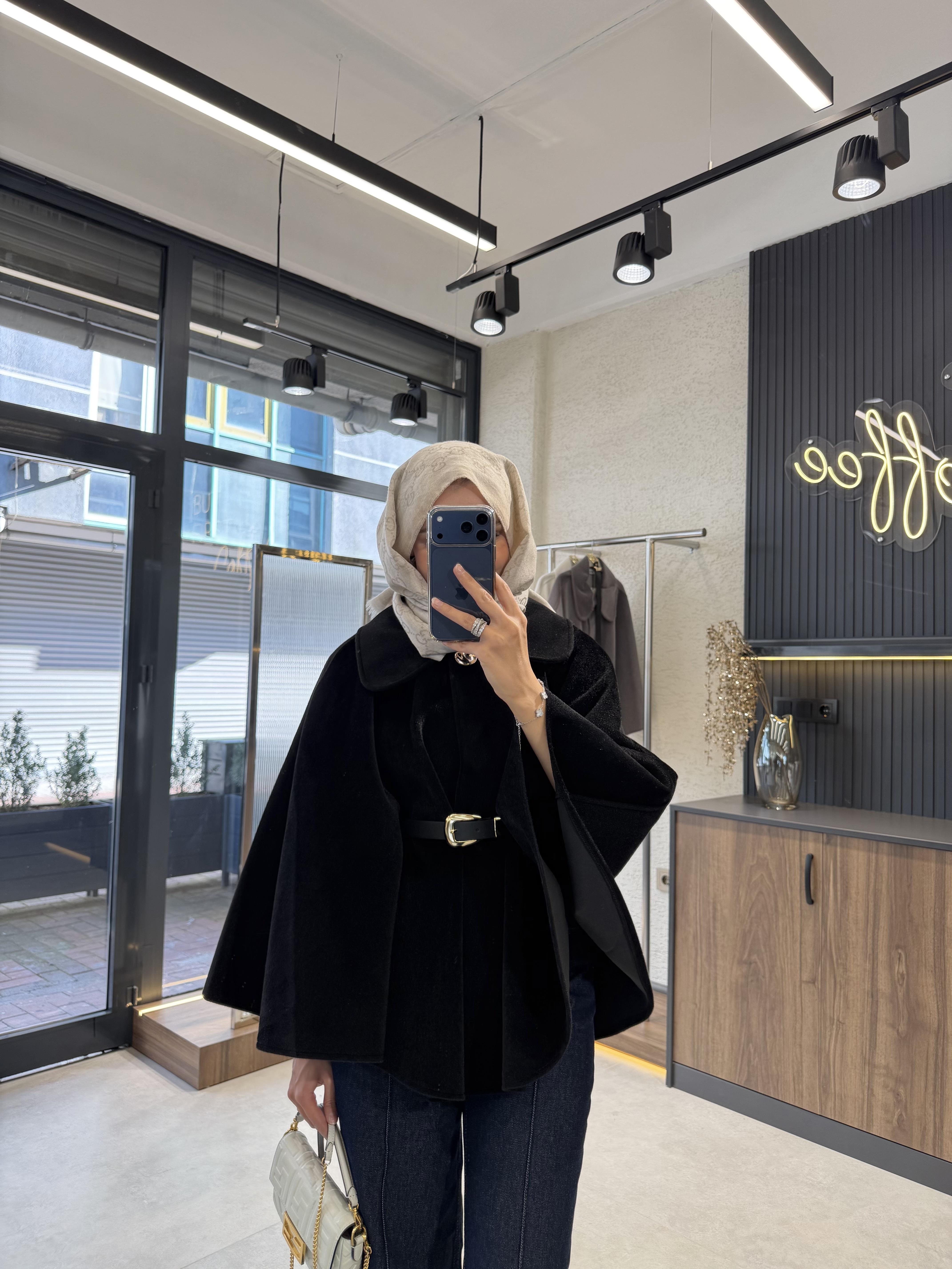 Revin Kaşe Panço-Siyah