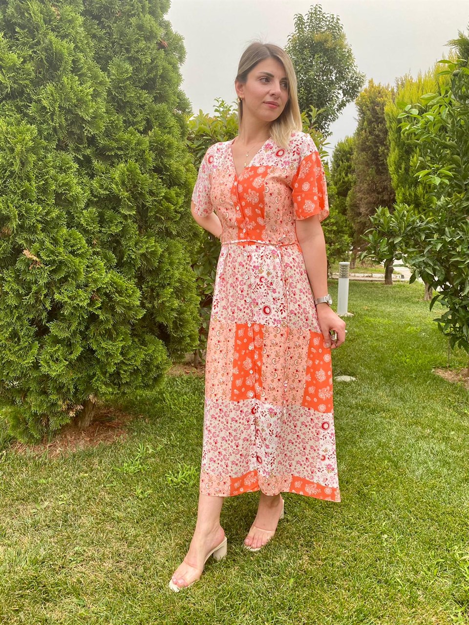 DESENLİ BEL BAĞLAMALI GÖMLEK ELBİSE