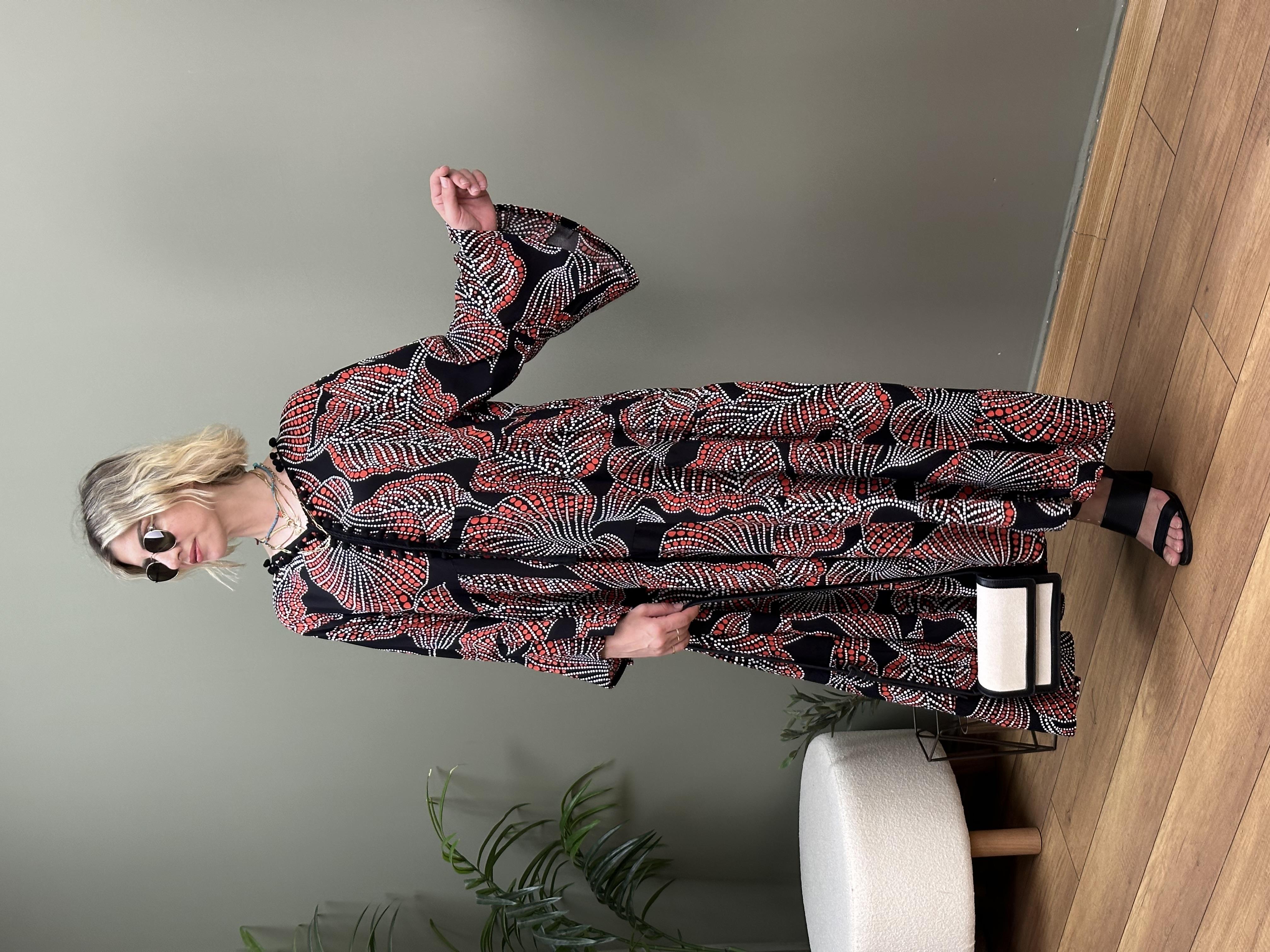 PONPONLU KOL VOLANLI ELBİSE MODEL 2 