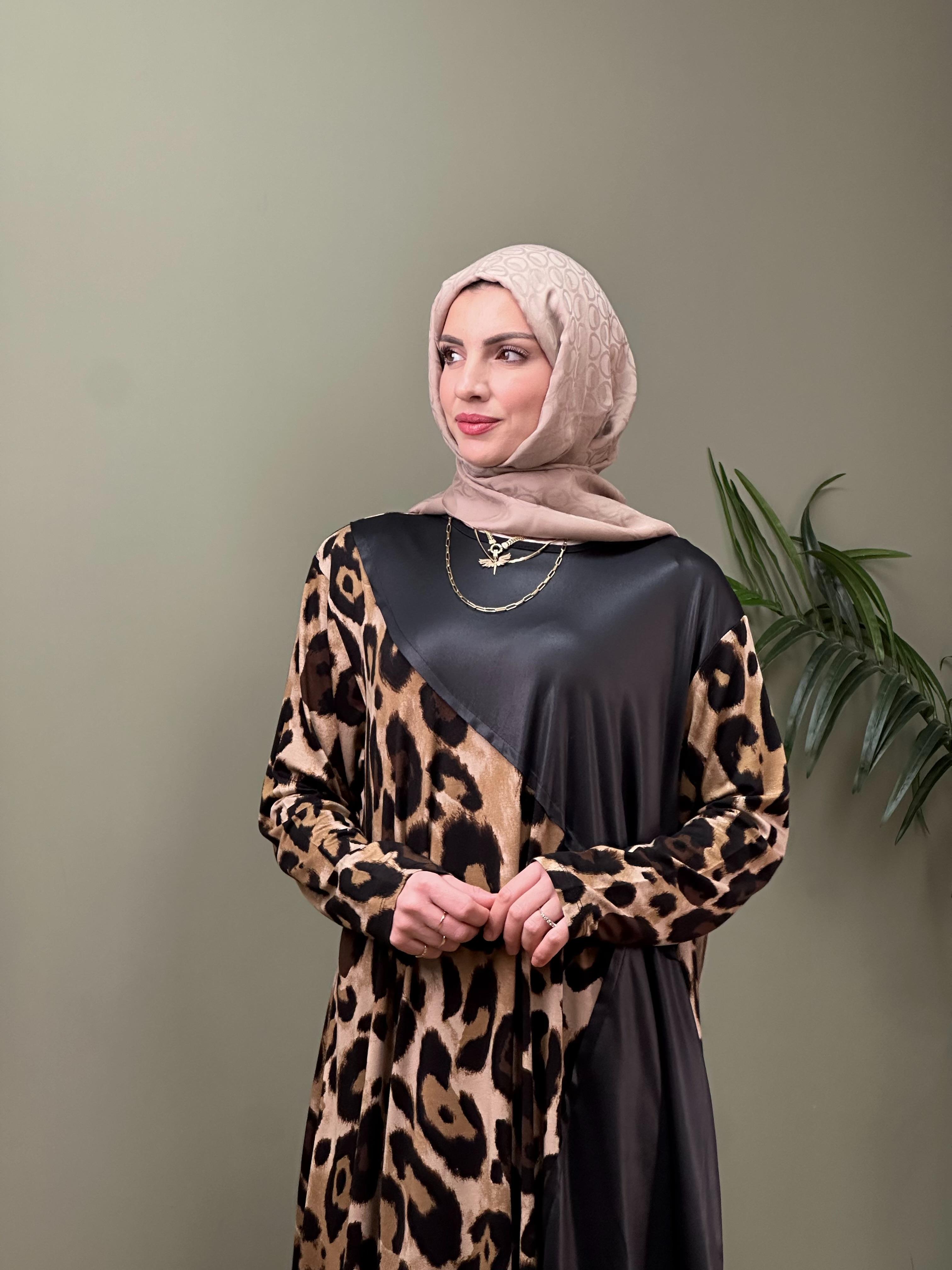 TASARIM LEOPAR SWEAT ELBİSE MODEL 2