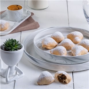 Üçgen Cevizli Kurabiye / 1 Kg