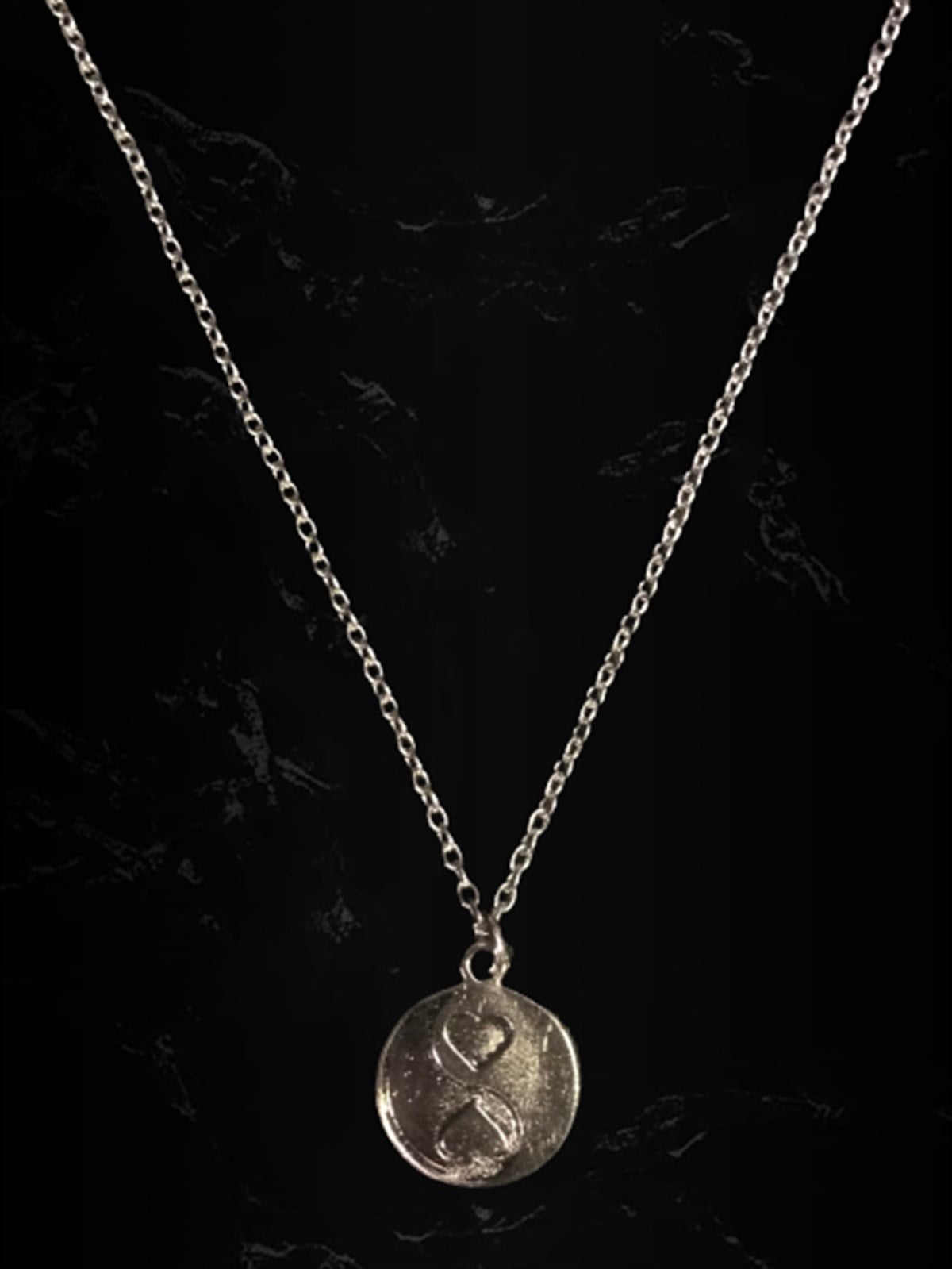 Balance and Heart Necklace Kolye