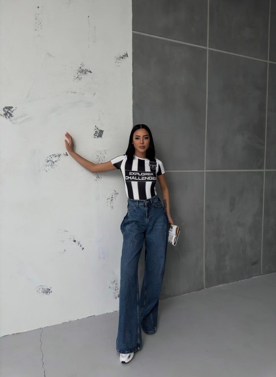 Dijital Baskılı Çizgili Kısa Kollu Crop Bluz