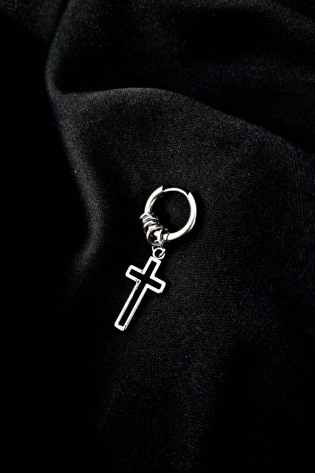 Gothic Gümüş Rengi Haç Detay Küpe