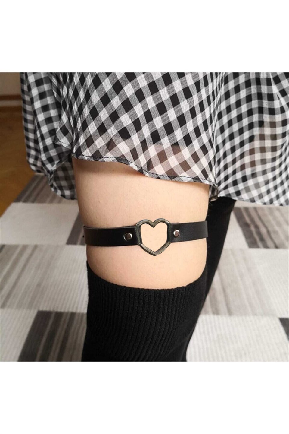 Gothic Kalp Siyah Bacak Kemeri Choker