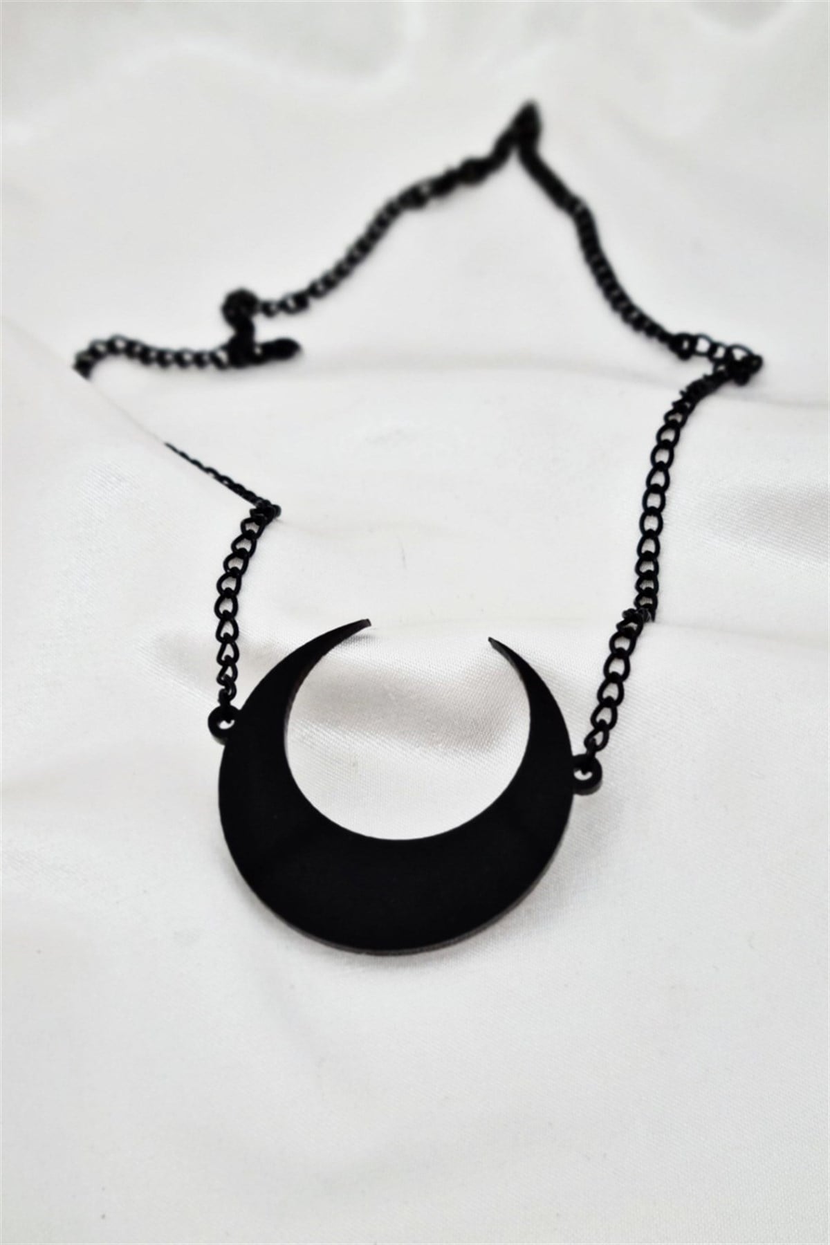 Gothic Küçük Moon Kolye