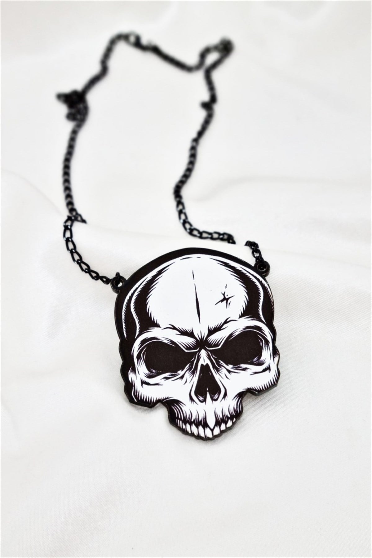 Gothic Kuru Kafa Kolye