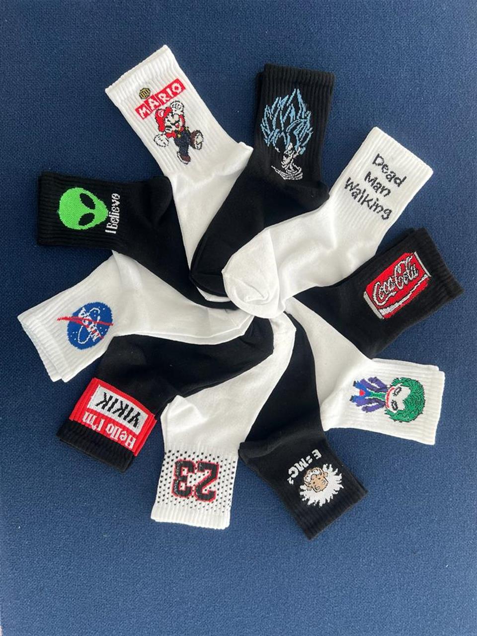 Hello Im Yıkık Unisex Siyah Kolej Çorap