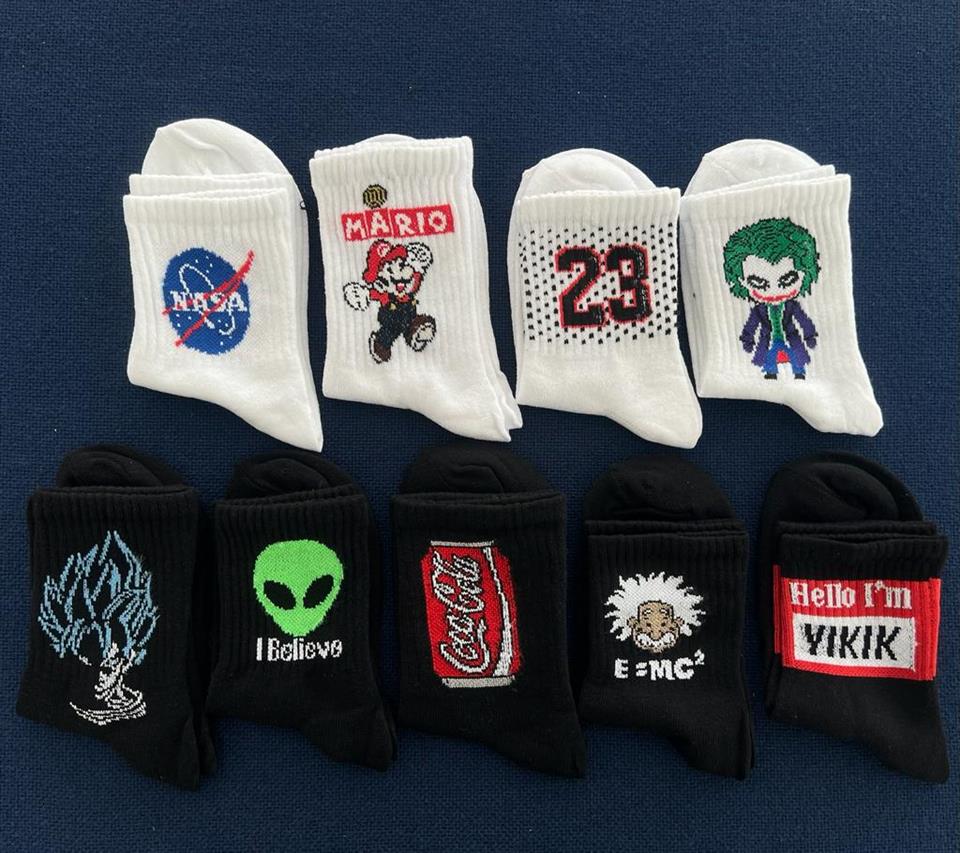Hello Im Yıkık Unisex Siyah Kolej Çorap