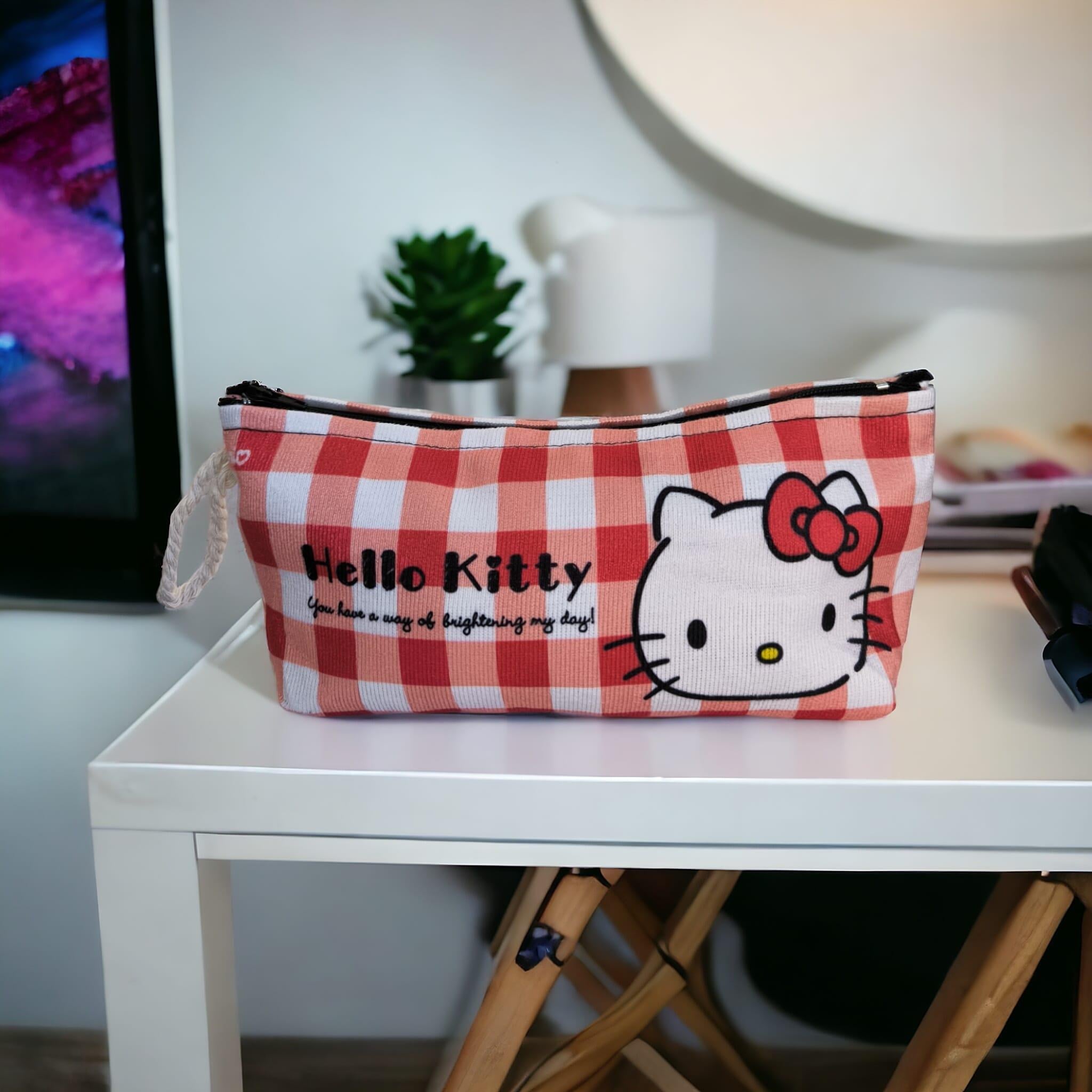 Hello Kitty Kalemlik