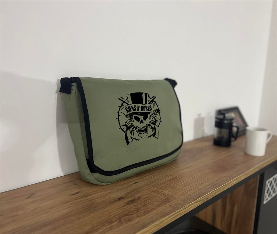 Rock Serisi Guns N Roses Skull Baskılı Unisex Yeşil Postacı Çantası