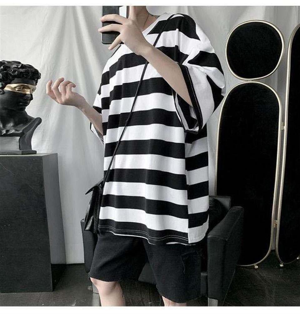 Siyah Beyaz Çizgili Unisex Oversize T-shirt