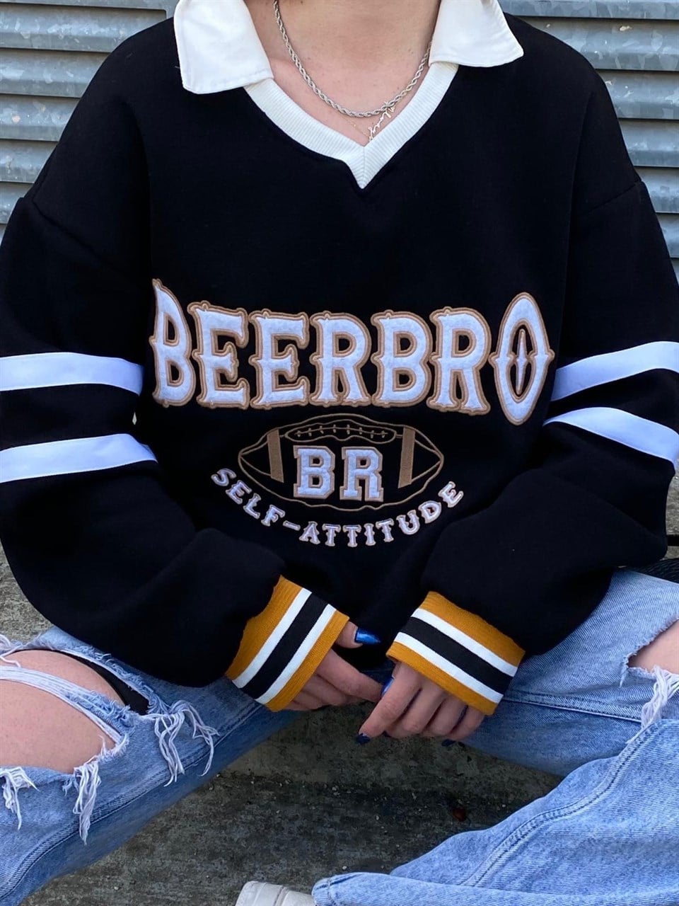Sokak Tarzı Siyah Beerbro Nakışlı Kabartma  Sweatshirt