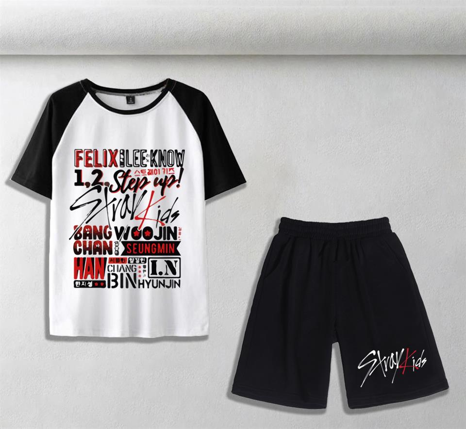 Stray Kids Poster Baskılı Unisex Oversize Beyaz T-shirt & Şort İkili Takım