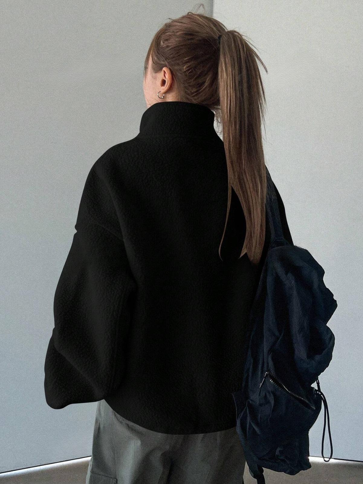 Streetwear Detail Peluş Fermuarlı Siyah Ceket