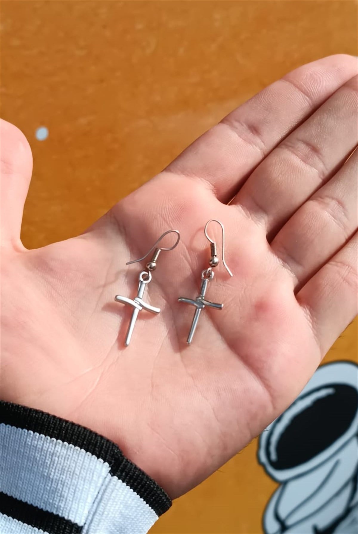 Touz Gothic Curvy Cross Çift Küpe