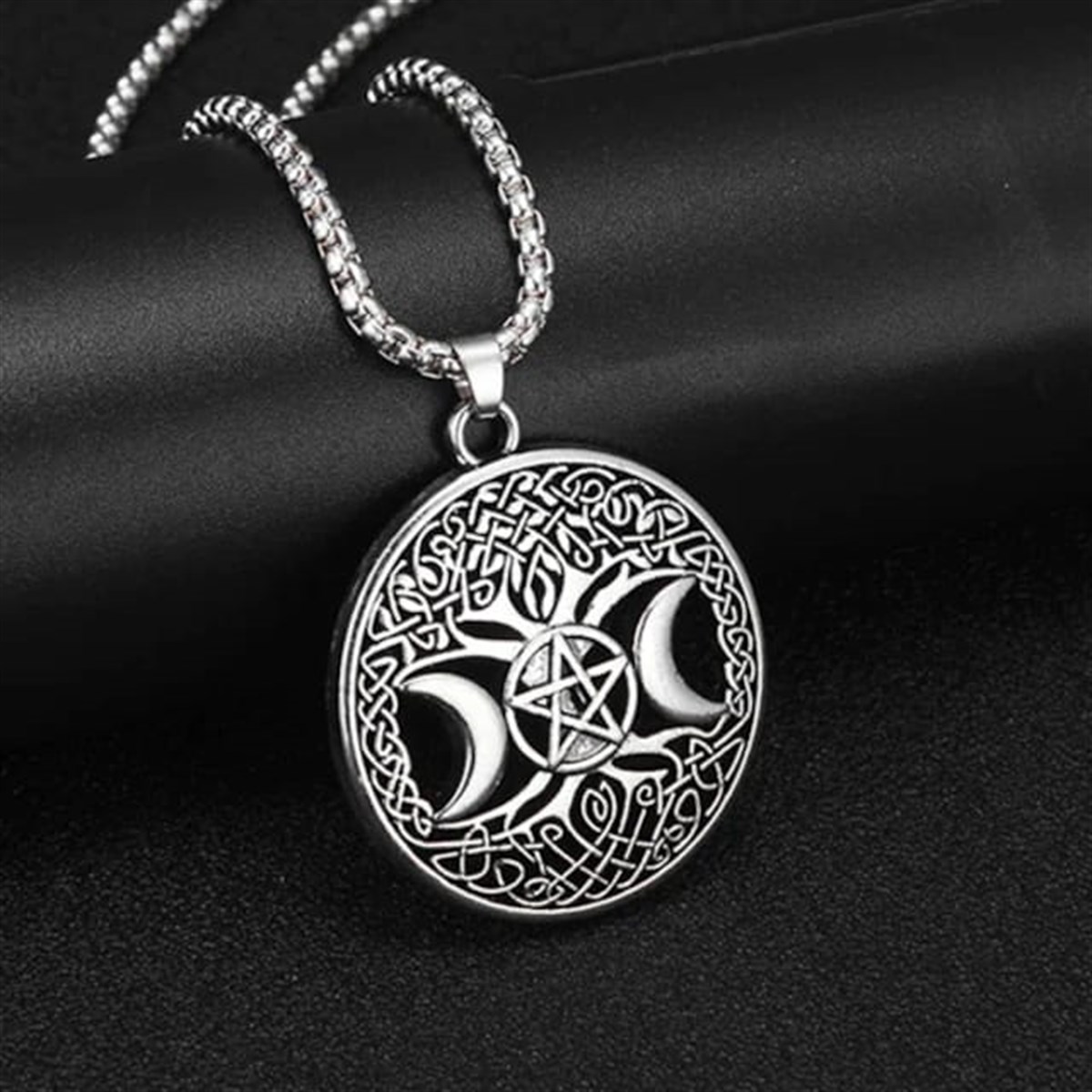 Touz Gothic Moons & Star Kolye