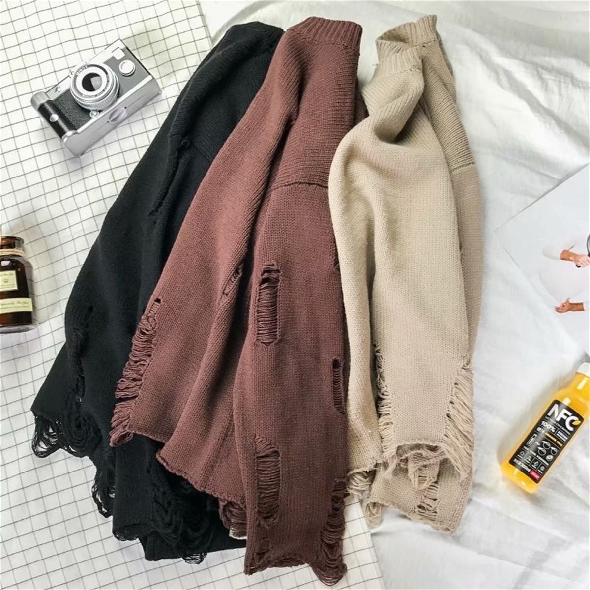 Touz Harajuku Oversize Unisex Yırtıklı Krem Kazak