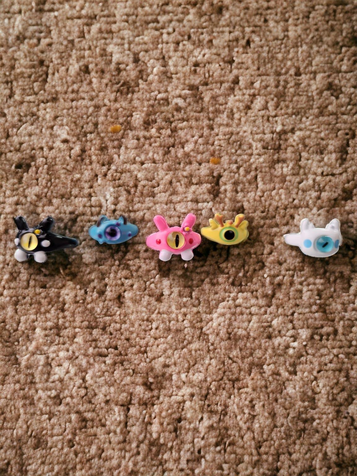 Touz Monster Eyes Beyaz Renk Ayarlanabilir Yüzük