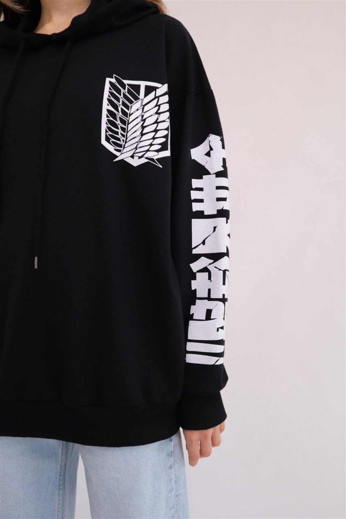Touz Sırt Baskılı Anime Attack On Titan Siyah Kapüşonlu  Sweatshirt