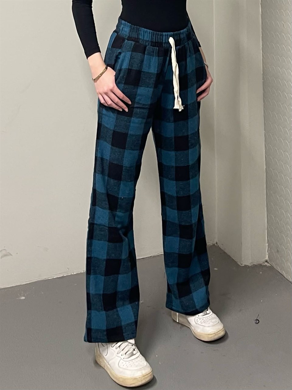 Unisex Ekose Mavi Detaylı Eşofman Altı