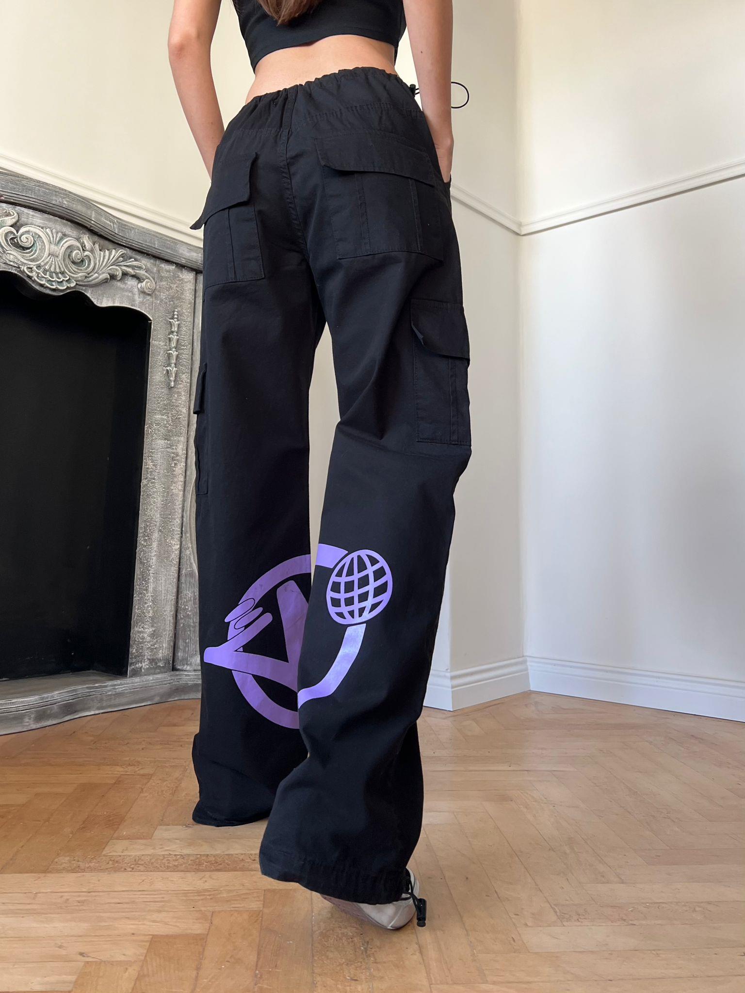 Unisex  Kargo Cepli Lastik Detaylı Siyah Mor Baskılı Baggy Jean