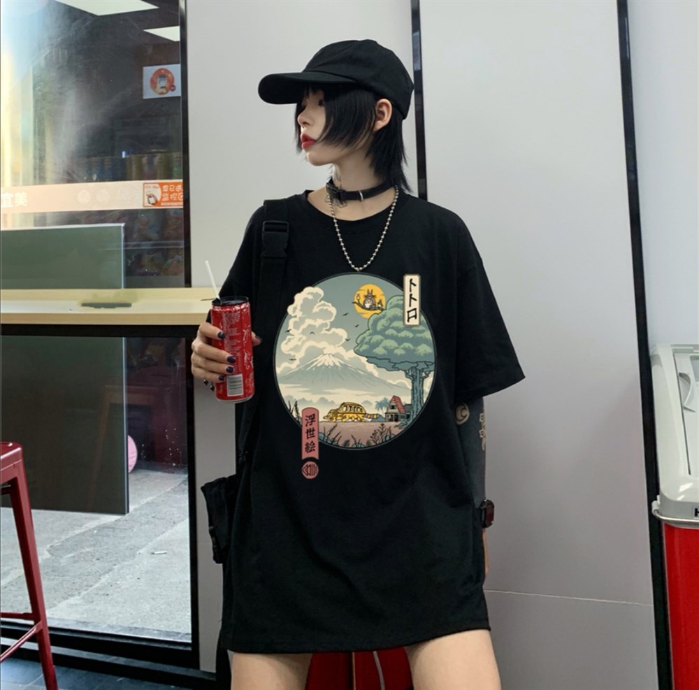 Unisex Siyah Totoro And Cat Bus T-shirt
