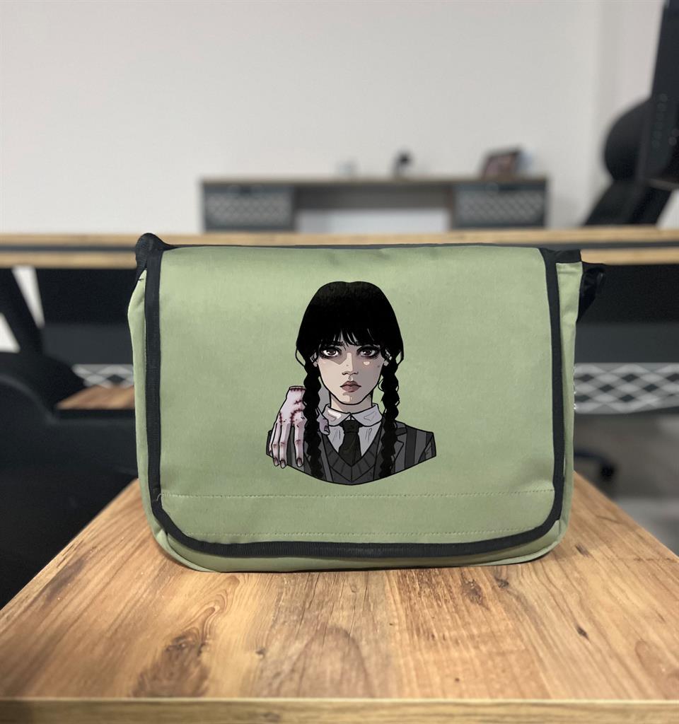 Wednesday Baskılı Unisex Yeşil Postacı Çantası