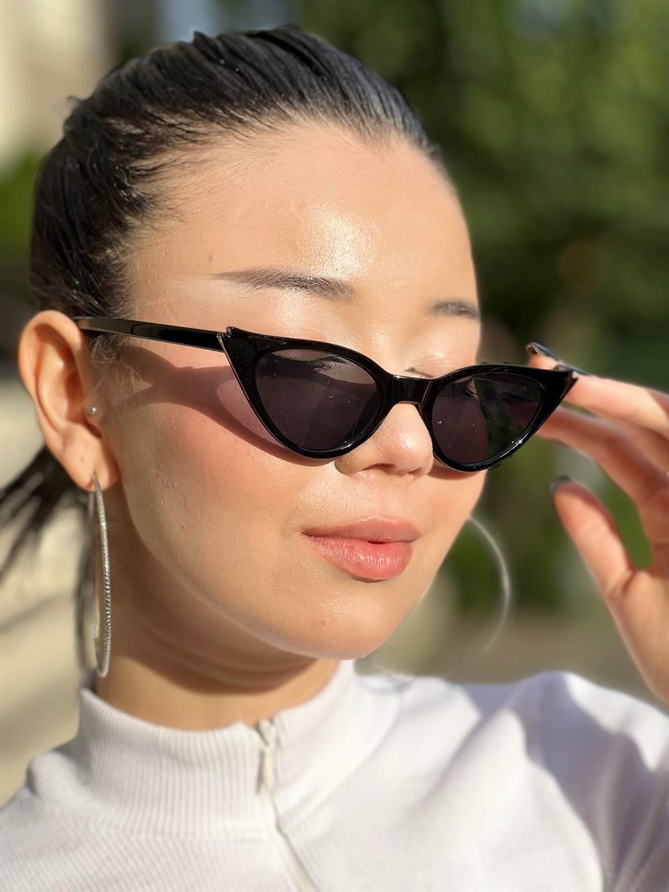 Y2K Tarz Angel Model Siyah Renk UV Korumalı Güneş Gözlüğü 