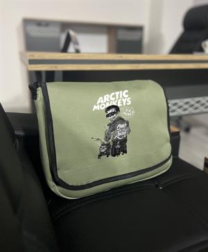 Arctic Monkeys R U Mine Baskılı Yeşil Postacı Çantası