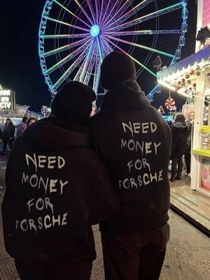 Need Money For Porsche Baskılı Siyah Kapşonlu Sweatshirt 