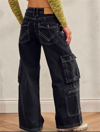 BLACK CARGO POCKET PALAZZO JEAN