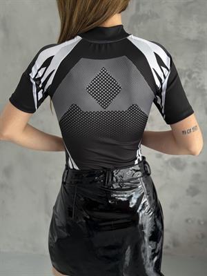 Dijital Baskılı Çıtçıtlı Crop Bluz
